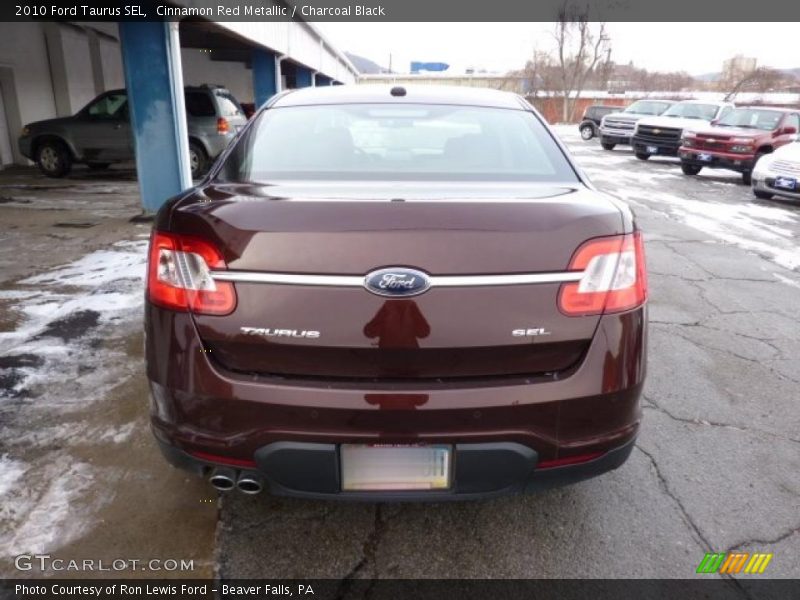 Cinnamon Red Metallic / Charcoal Black 2010 Ford Taurus SEL