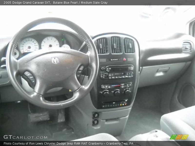 Dashboard of 2005 Grand Caravan SXT