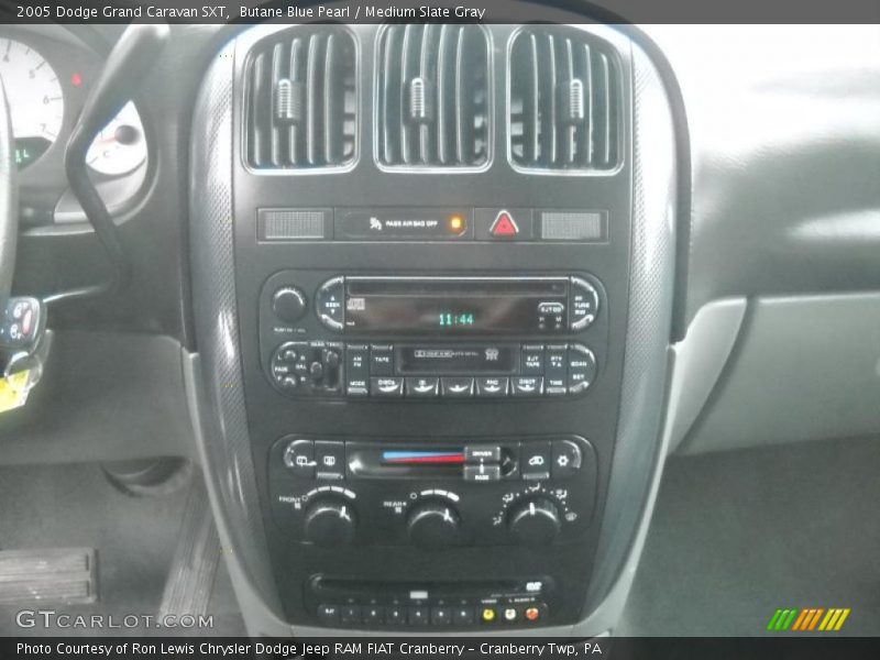Controls of 2005 Grand Caravan SXT