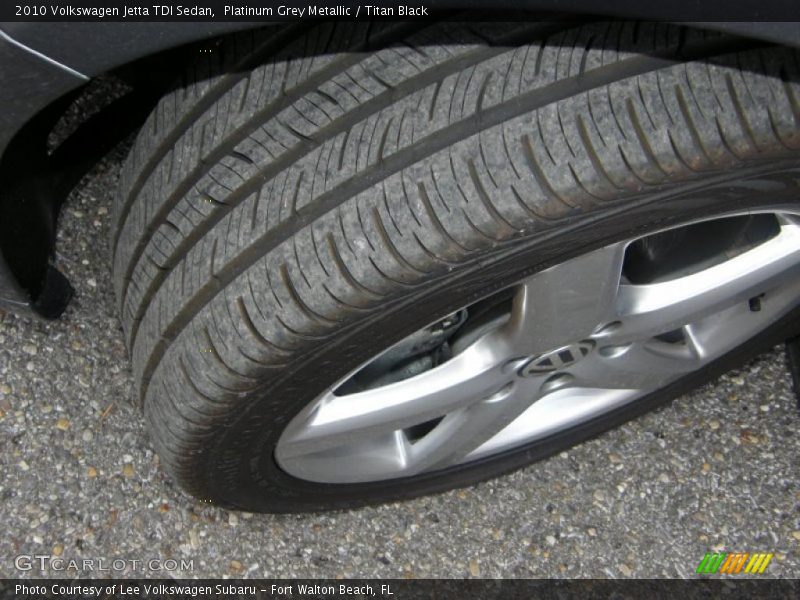 Platinum Grey Metallic / Titan Black 2010 Volkswagen Jetta TDI Sedan