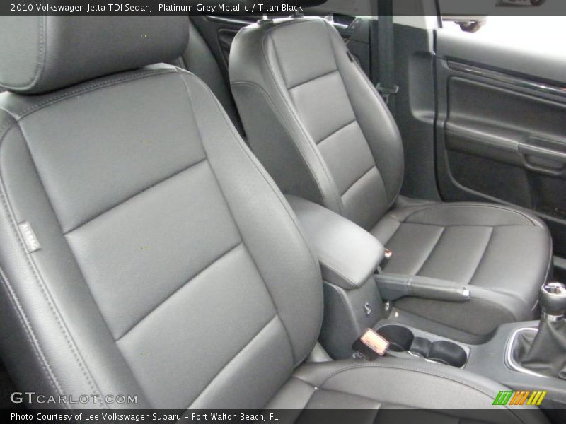 Platinum Grey Metallic / Titan Black 2010 Volkswagen Jetta TDI Sedan