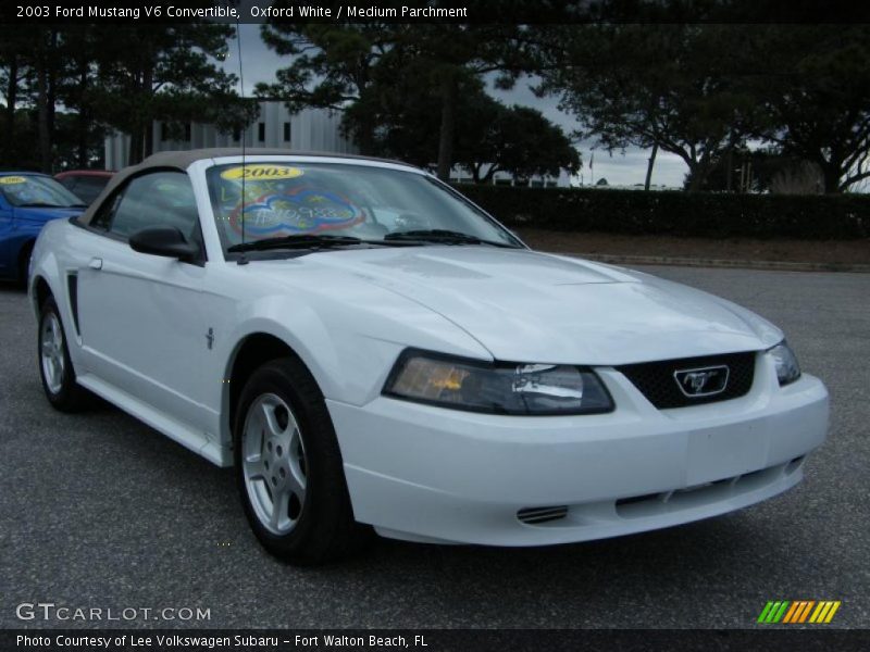 Oxford White / Medium Parchment 2003 Ford Mustang V6 Convertible