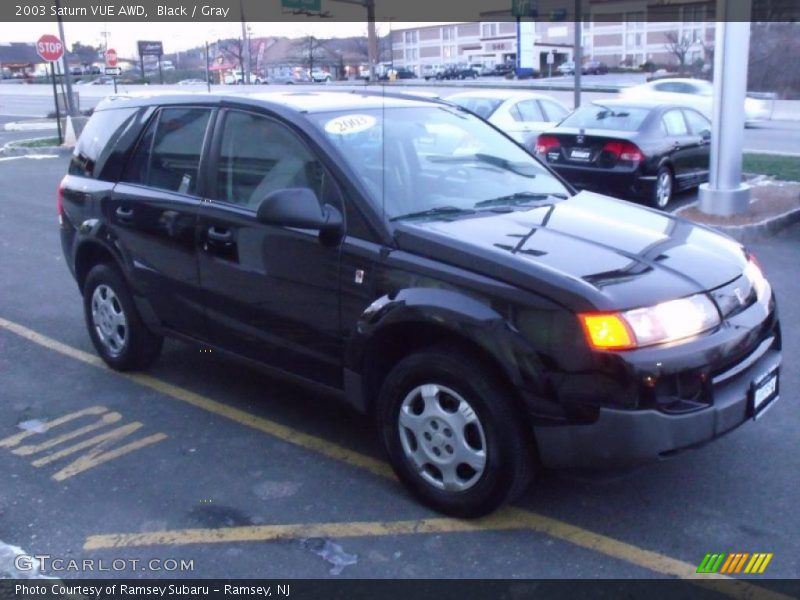 Black / Gray 2003 Saturn VUE AWD
