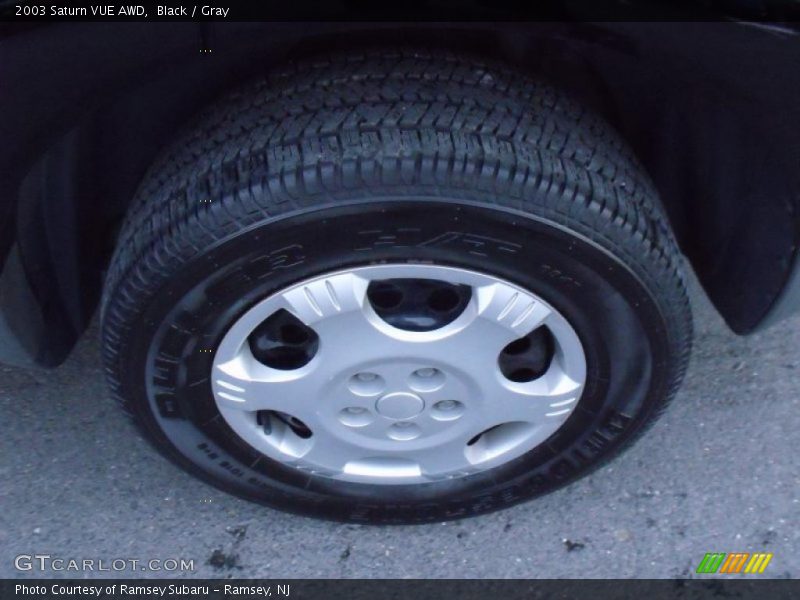 Black / Gray 2003 Saturn VUE AWD