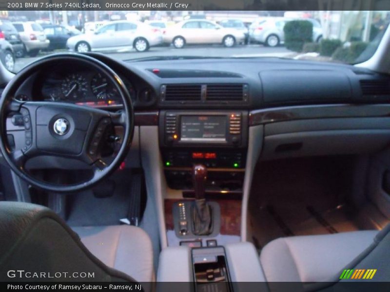 Orinocco Grey Metallic / Grey 2001 BMW 7 Series 740iL Sedan