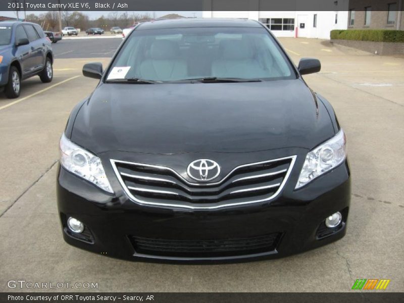 Black / Ash 2011 Toyota Camry XLE V6