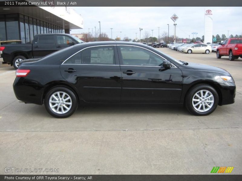 Black / Ash 2011 Toyota Camry XLE V6
