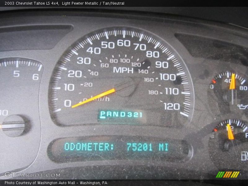 Light Pewter Metallic / Tan/Neutral 2003 Chevrolet Tahoe LS 4x4
