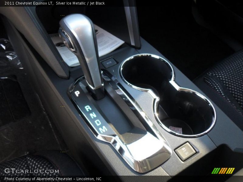 Silver Ice Metallic / Jet Black 2011 Chevrolet Equinox LT