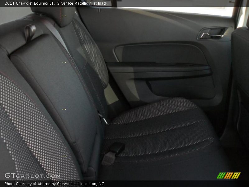 Silver Ice Metallic / Jet Black 2011 Chevrolet Equinox LT