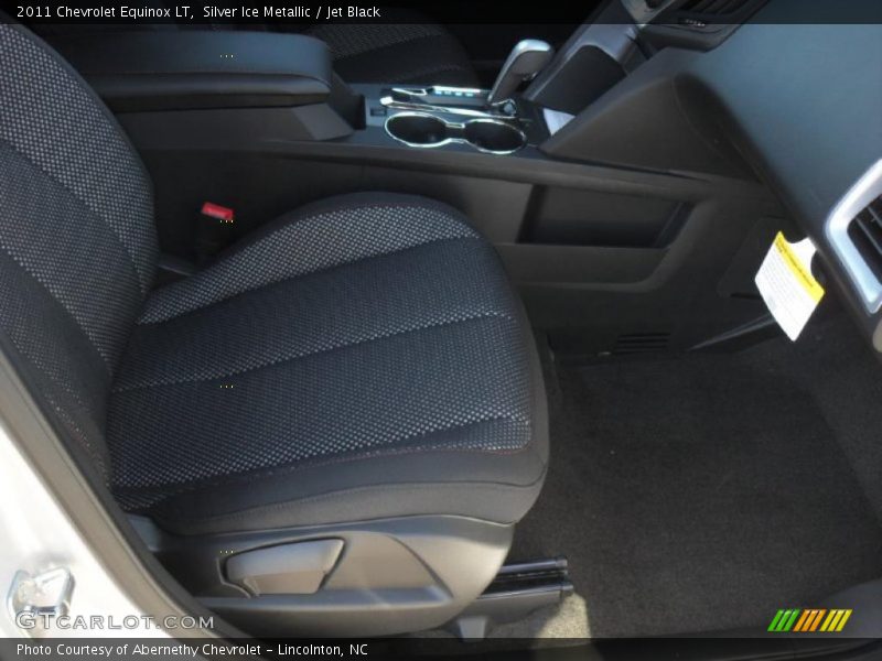 Silver Ice Metallic / Jet Black 2011 Chevrolet Equinox LT