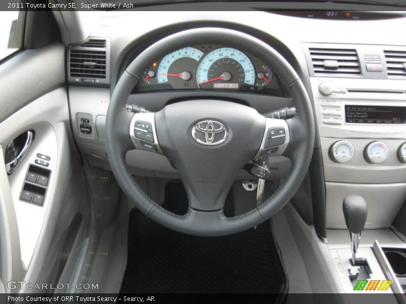 Super White / Ash 2011 Toyota Camry SE