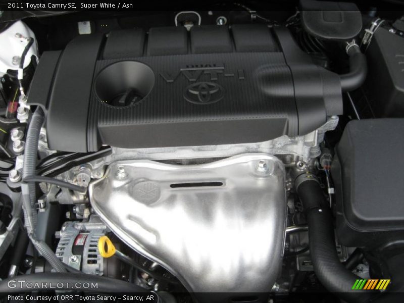 Super White / Ash 2011 Toyota Camry SE