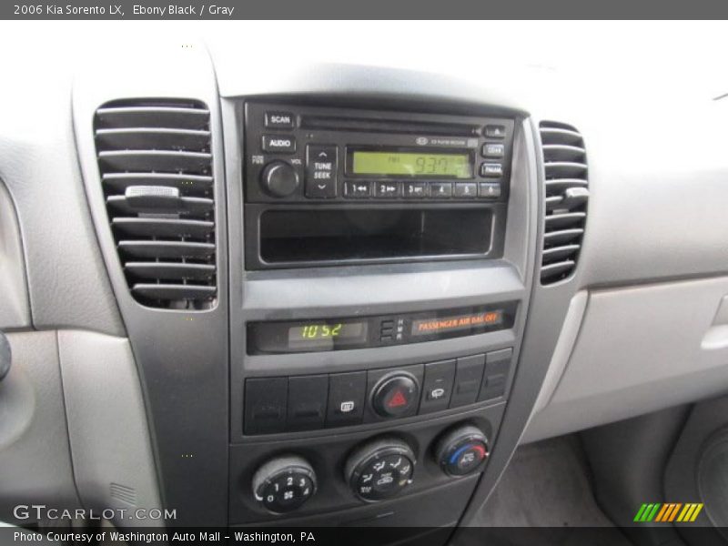 Ebony Black / Gray 2006 Kia Sorento LX