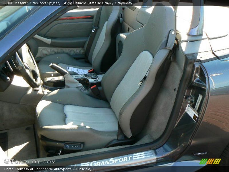 Grigio Palladio (Metallic Gray) / Gray/Gray 2006 Maserati GranSport Spyder