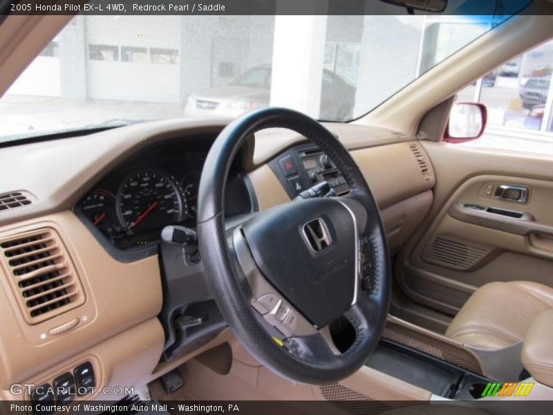 Dashboard of 2005 Pilot EX-L 4WD