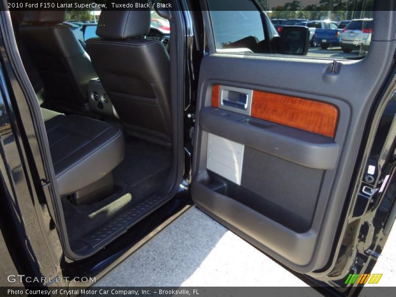 Tuxedo Black / Black 2010 Ford F150 Lariat SuperCrew
