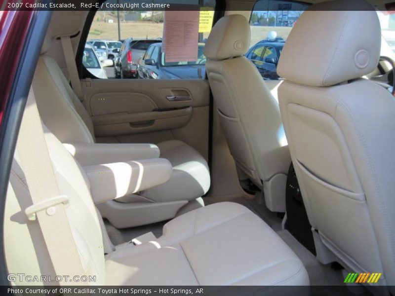 Red-E / Cocoa/Light Cashmere 2007 Cadillac Escalade
