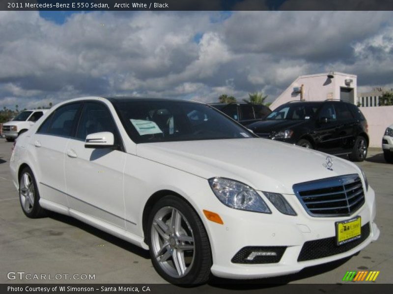 Arctic White / Black 2011 Mercedes-Benz E 550 Sedan