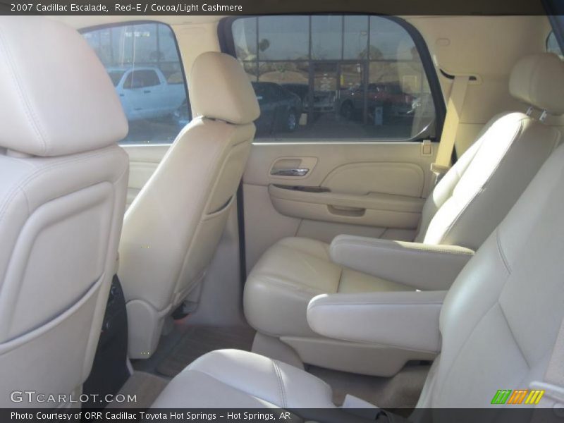 Red-E / Cocoa/Light Cashmere 2007 Cadillac Escalade