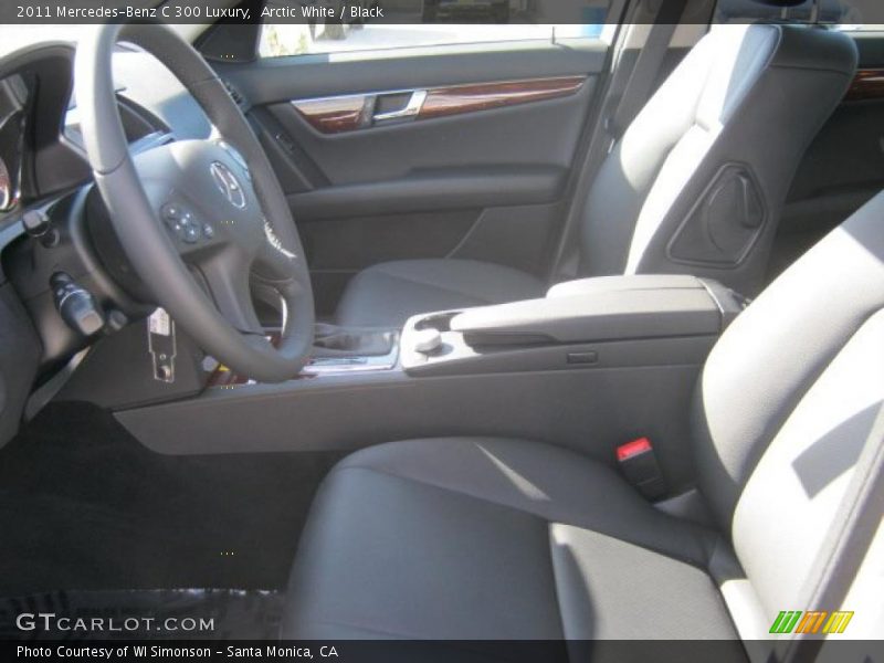 Arctic White / Black 2011 Mercedes-Benz C 300 Luxury