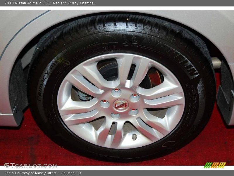 Radiant Silver / Charcoal 2010 Nissan Altima 2.5 SL