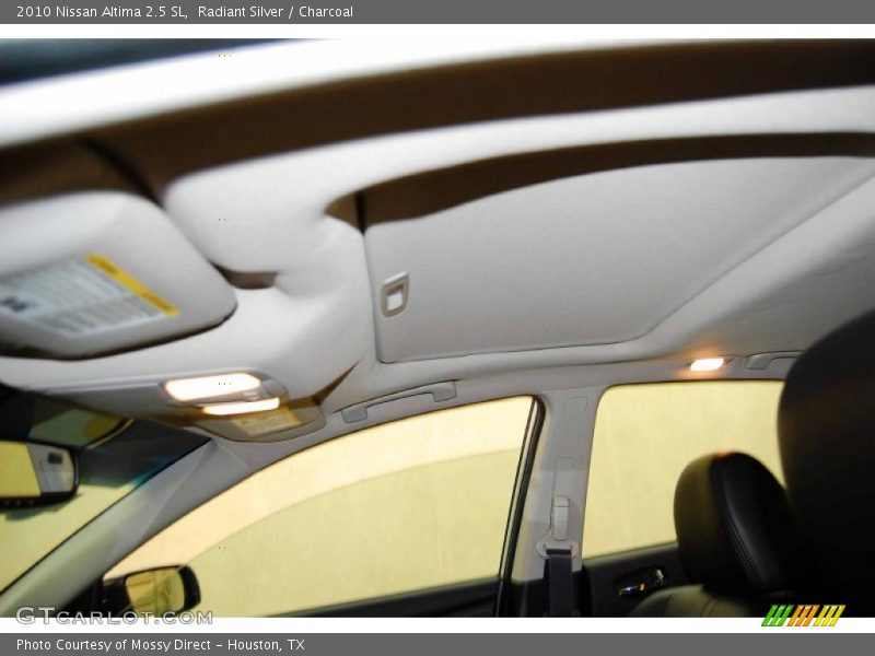 Radiant Silver / Charcoal 2010 Nissan Altima 2.5 SL