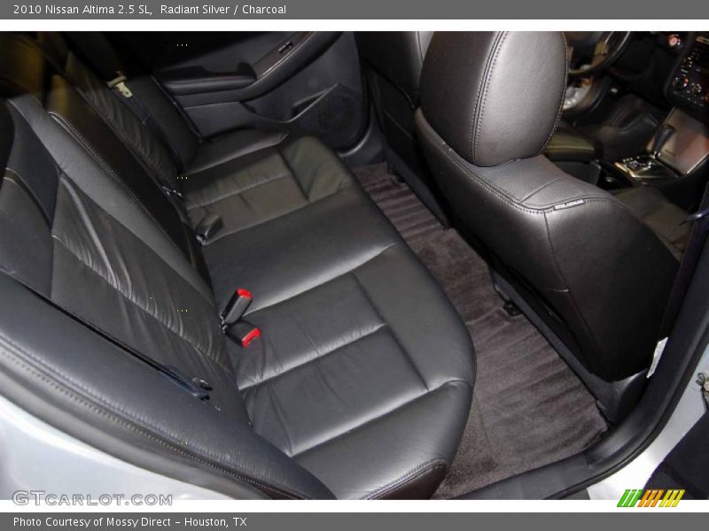 Radiant Silver / Charcoal 2010 Nissan Altima 2.5 SL