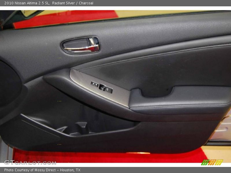 Radiant Silver / Charcoal 2010 Nissan Altima 2.5 SL