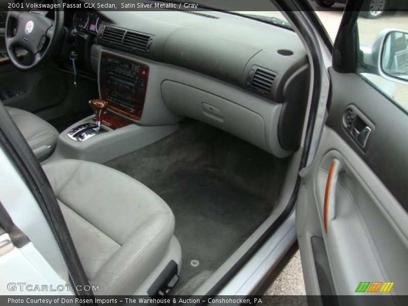 Satin Silver Metallic / Gray 2001 Volkswagen Passat GLX Sedan