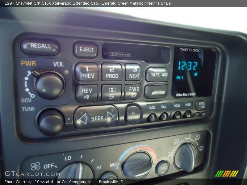 Controls of 1997 C/K C1500 Silverado Extended Cab