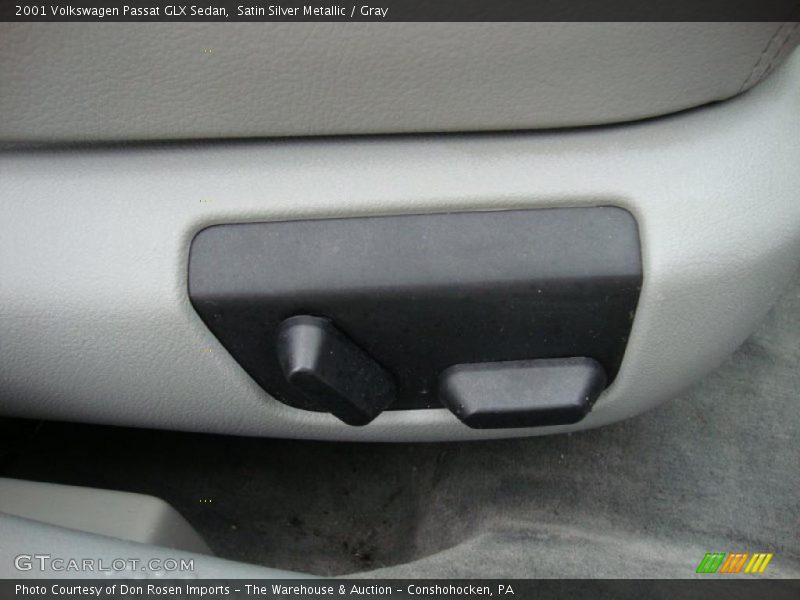 Satin Silver Metallic / Gray 2001 Volkswagen Passat GLX Sedan