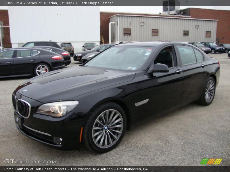 Front 3/4 View of 2009 7 Series 750i Sedan