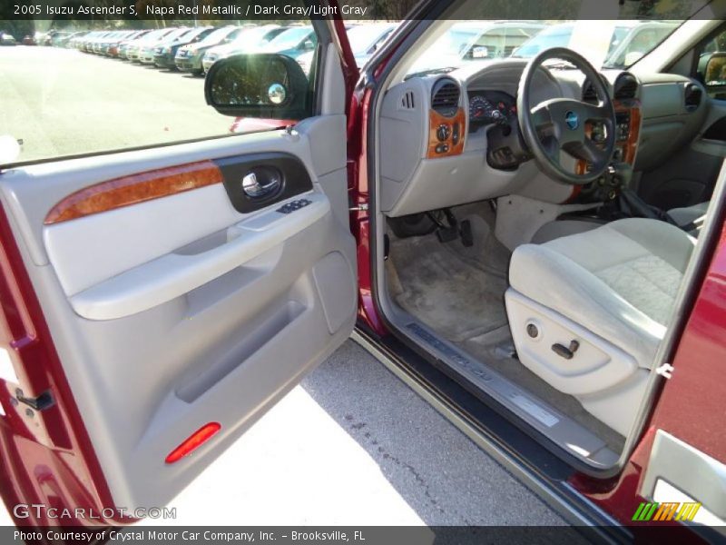 Napa Red Metallic / Dark Gray/Light Gray 2005 Isuzu Ascender S