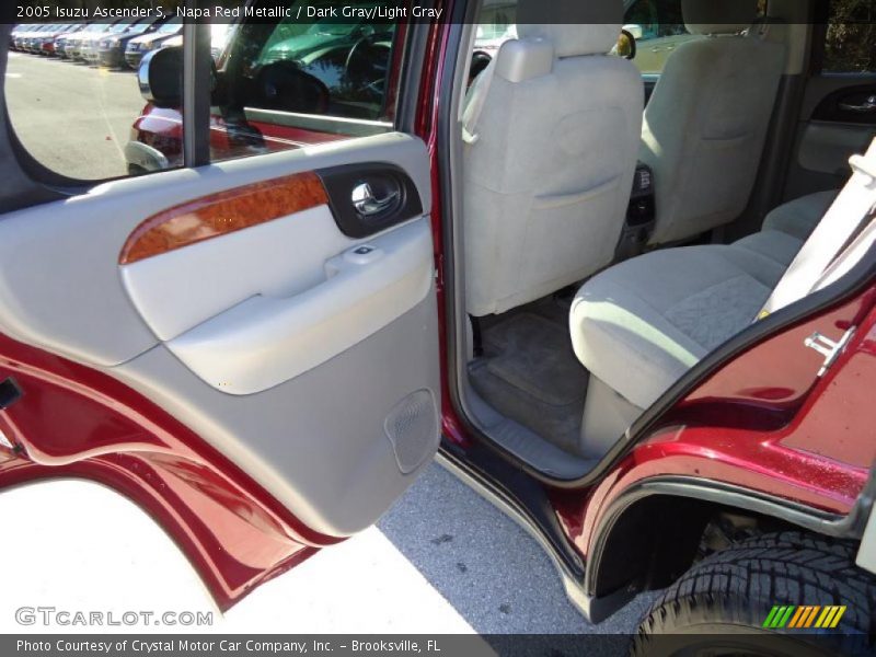 Napa Red Metallic / Dark Gray/Light Gray 2005 Isuzu Ascender S