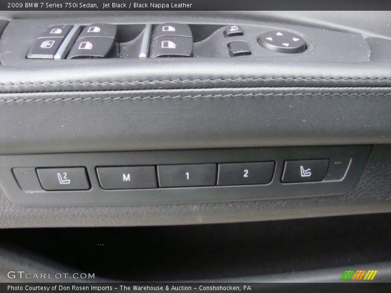 Controls of 2009 7 Series 750i Sedan