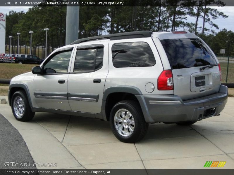 Mineral Silver Metallic / Dark Gray/Light Gray 2005 Isuzu Ascender S