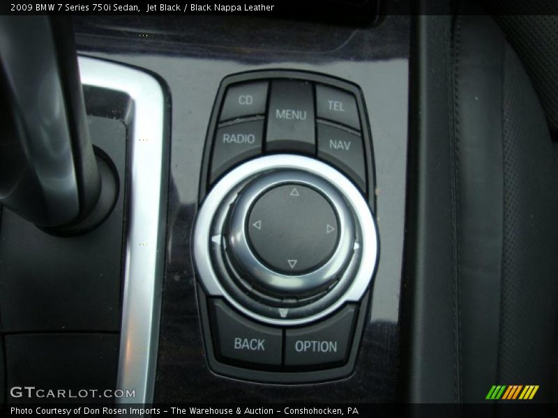 Controls of 2009 7 Series 750i Sedan