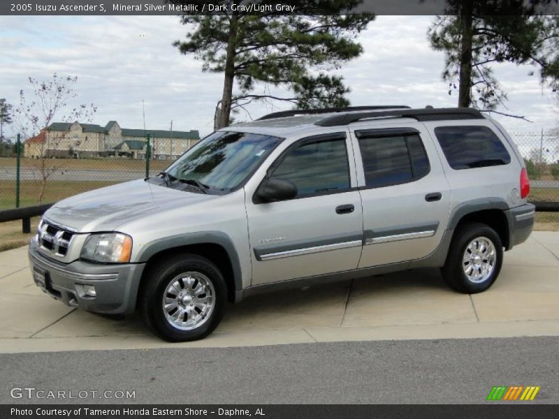 Mineral Silver Metallic / Dark Gray/Light Gray 2005 Isuzu Ascender S