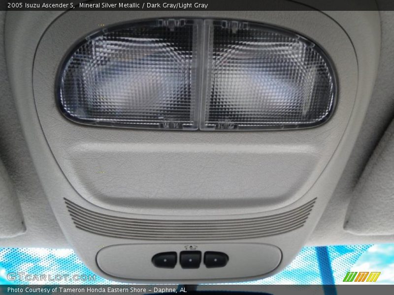 Mineral Silver Metallic / Dark Gray/Light Gray 2005 Isuzu Ascender S