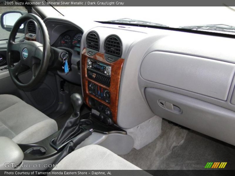 Mineral Silver Metallic / Dark Gray/Light Gray 2005 Isuzu Ascender S