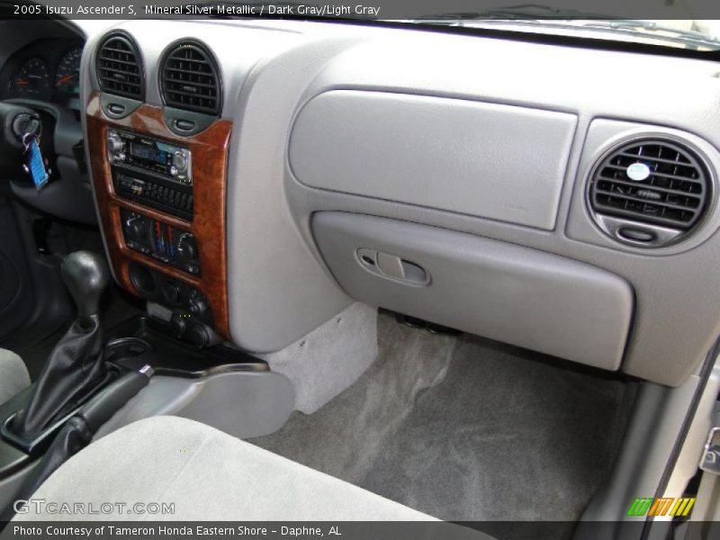 Mineral Silver Metallic / Dark Gray/Light Gray 2005 Isuzu Ascender S
