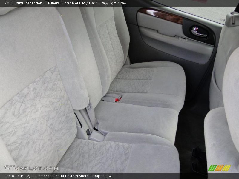 Mineral Silver Metallic / Dark Gray/Light Gray 2005 Isuzu Ascender S