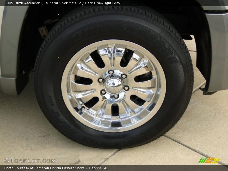 Mineral Silver Metallic / Dark Gray/Light Gray 2005 Isuzu Ascender S