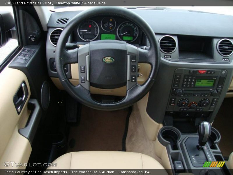 Dashboard of 2006 LR3 V8 SE