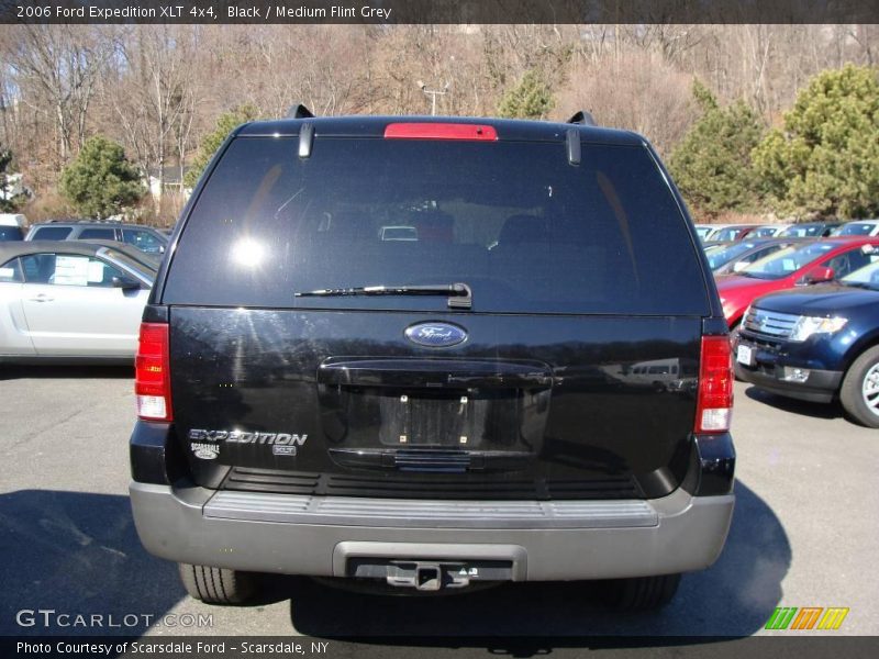 Black / Medium Flint Grey 2006 Ford Expedition XLT 4x4