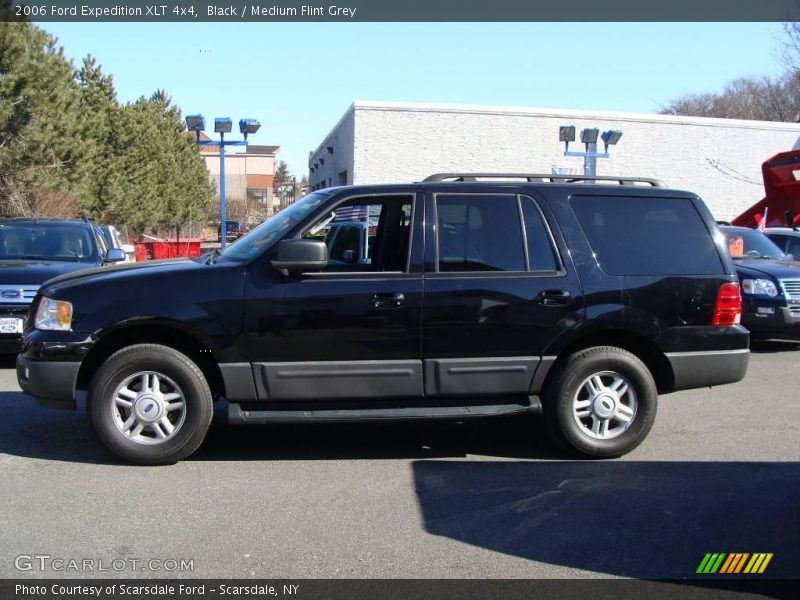 Black / Medium Flint Grey 2006 Ford Expedition XLT 4x4