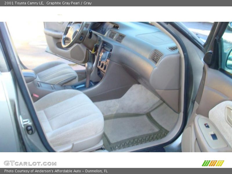 Graphite Gray Pearl / Gray 2001 Toyota Camry LE