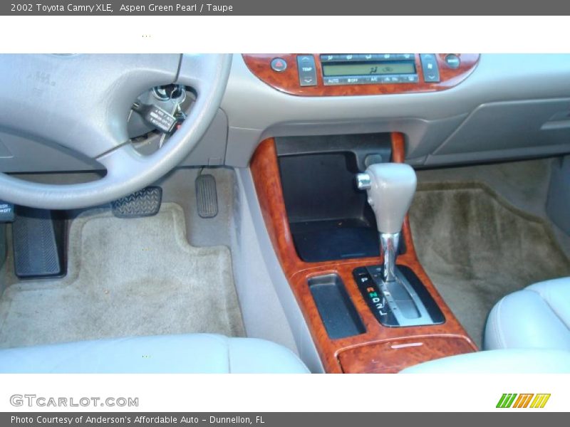 Aspen Green Pearl / Taupe 2002 Toyota Camry XLE