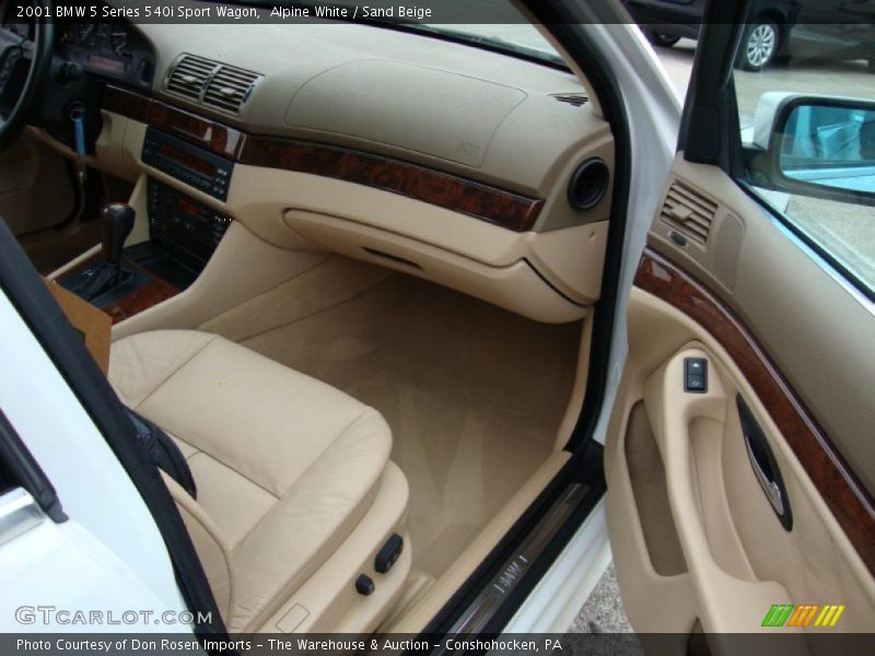 Alpine White / Sand Beige 2001 BMW 5 Series 540i Sport Wagon